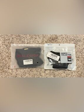 2 Black Swim Bottom Thongs